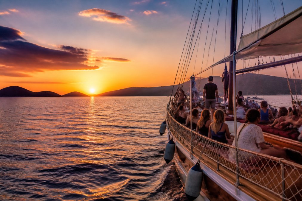 Gün Batımı Tekne Turları: Fethiye\'de En İyi İpuçları